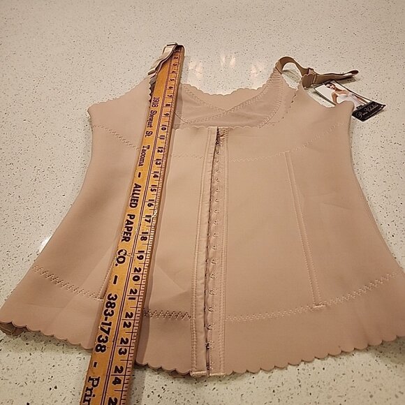 NWT Prima Valentina Ultra Slimming Cami Front Hook Closure Nude - Picture 3 of 7